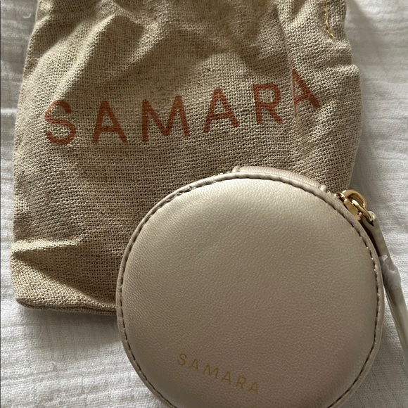 Silver Jewelry Pouch | Samara - Picture 2 of 4